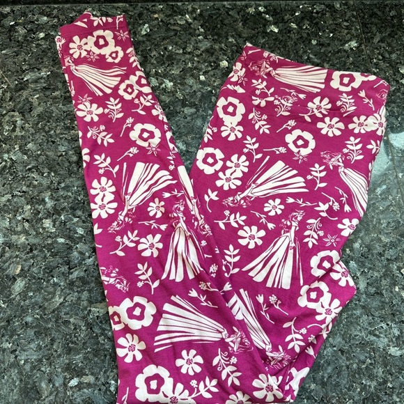 LuLaRoe Disney Princess Aurora Briar Rose Sleeping Beauty Leggings Plus Size 1X - Picture 1 of 10